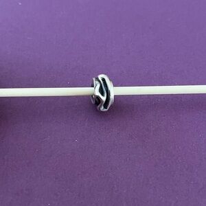 Trollbeads Retired Transformation sterling silver bead. TAGBE-40058.